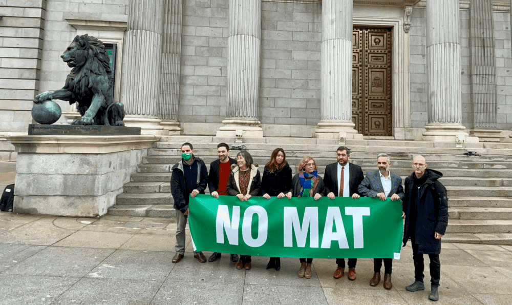 La majoria del Congrés insisteix en la derogació de la MAT de la Selva